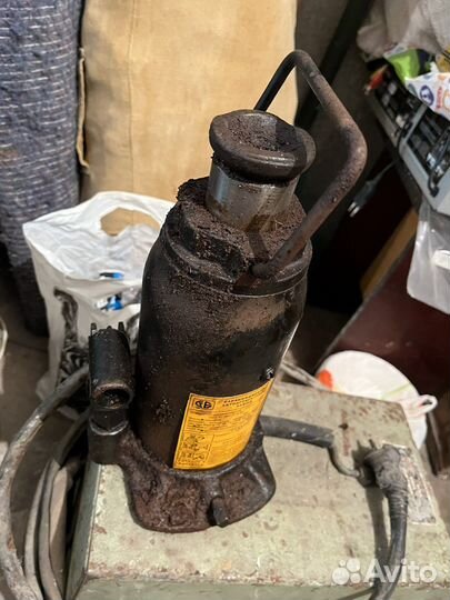 Домкрат гидравлический