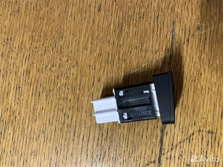 Кнопка ESP VW Passat B6