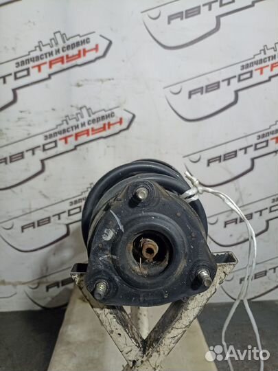 Стойка ходовки mazda demio mazda2 verisa DC5R DC5W