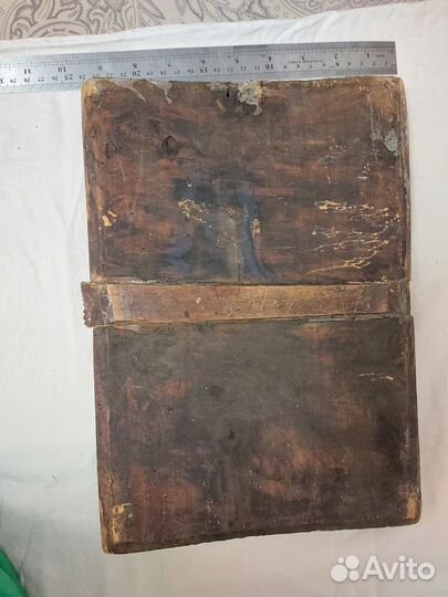 Старинные иконы