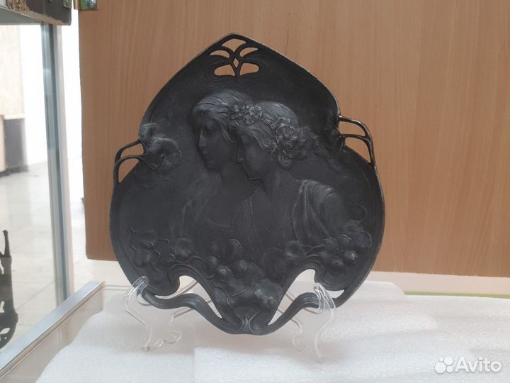 Панно модерн Девушки и цветы настурции до 1917