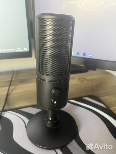 Микрофон razer seiren x