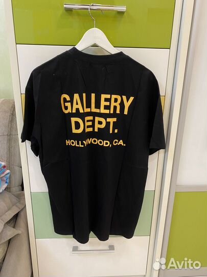 Футболка gallery dept