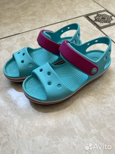 Сандалии crocs c12
