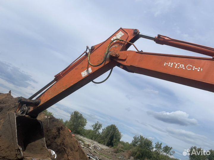 Колёсный экскаватор Hitachi EX160W, 2003