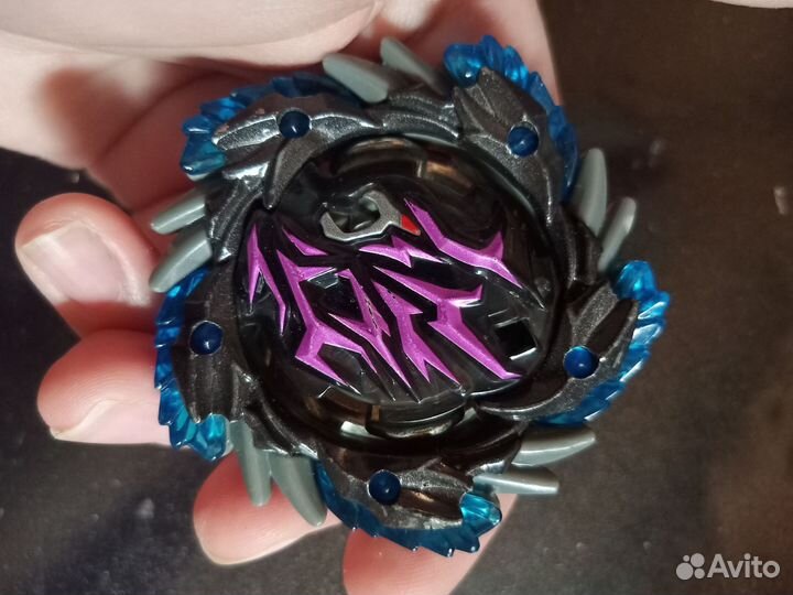 Волчки бейблейд