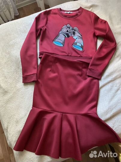 Костюм женский