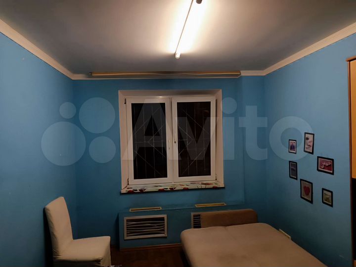 Комната 11 м² в 4-к., 1/10 эт.