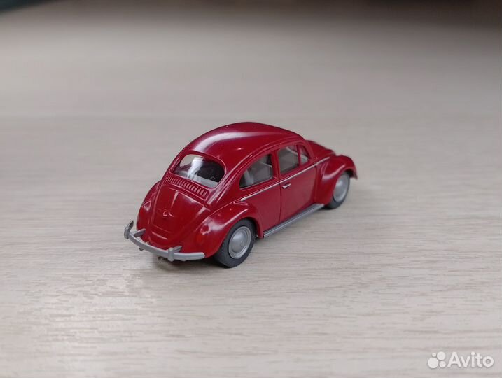 A30) Volkswagen Kafer (1946-2003) красный