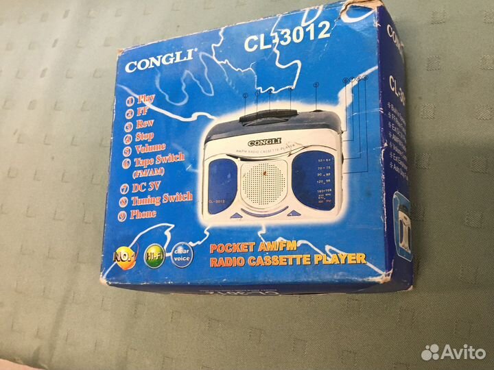 Плеер кассетный и CD-Player (есть разные)