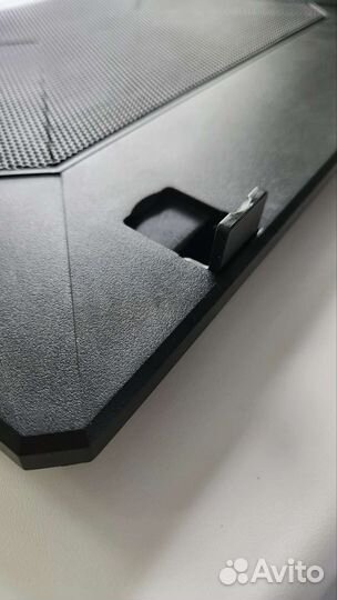 Подставка с охлаждением для ноутбука