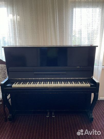 Акустическое пианино