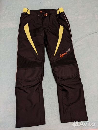 Мотоэкипировка новая осенняя S-M (китайский L)