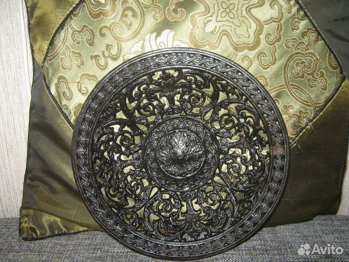 Каслинское литье тарелка