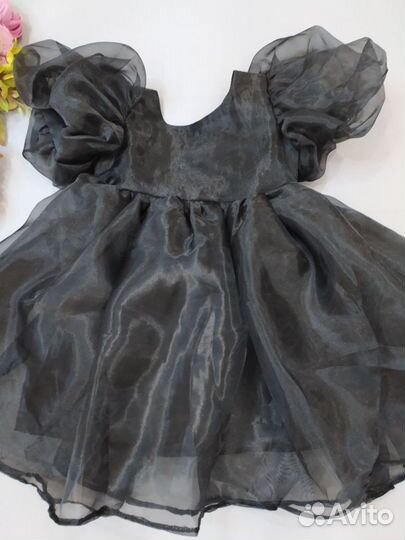 Платье нарядное новое для девочки 104-116