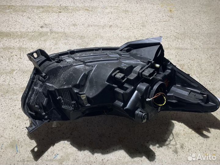 Фара Renault Kaptur