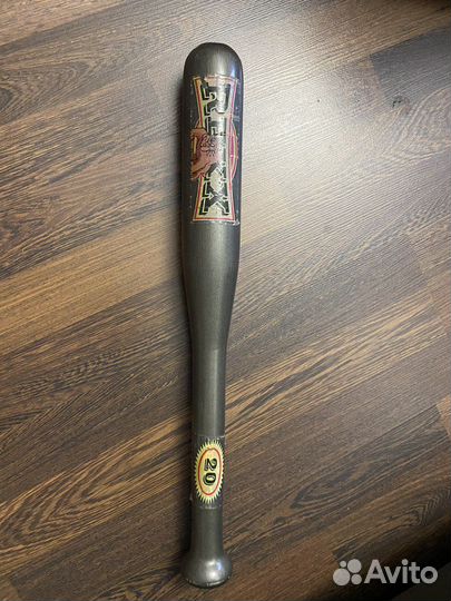 Бита бейсбольная