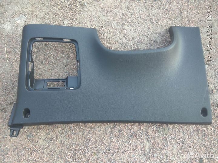 Накладка в ноги водителя на Киа Сол 2 2015 год