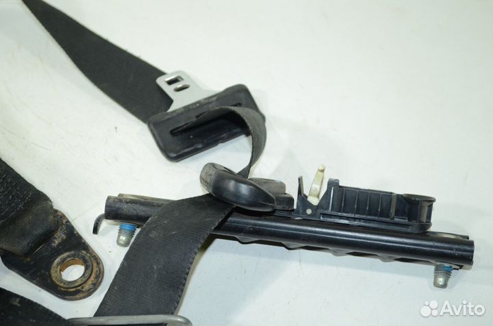 Ремень безопасности передний правый Ford Focus DF