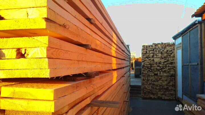 Лес, доска, брус, доска обрезная, пиломатериалы