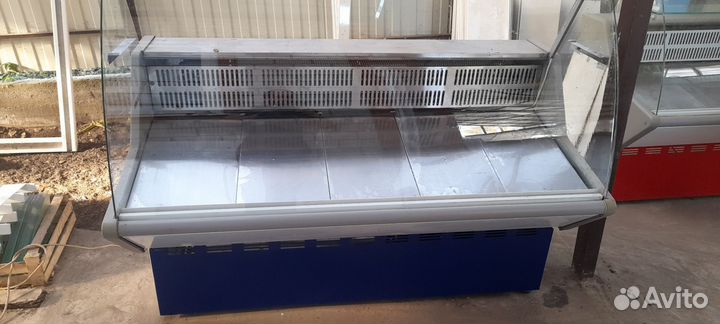 Холодильная витрина