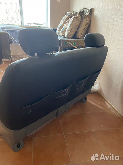 Задний диван grand starex