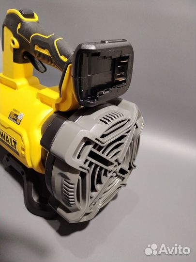 Воздуходувка Dewalt dcmbl562