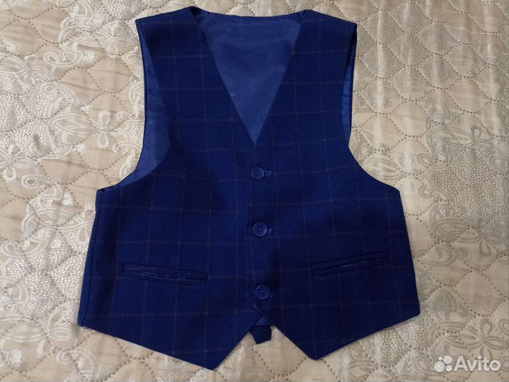 Костюм тройка для мальчика рост 116-122