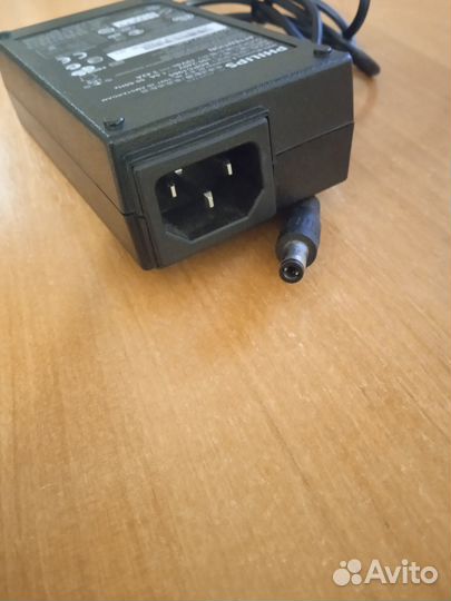 Адаптер для монитора и ноутбука