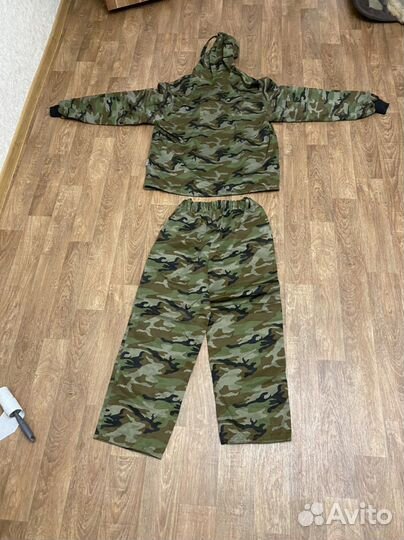 Защитный костюм