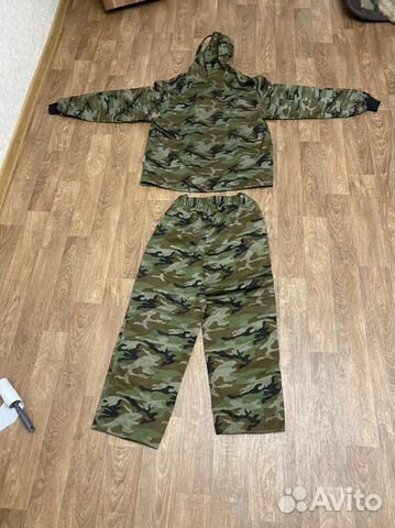 Защитный костюм