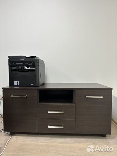 Офисная мебель стол шкаф ресепшен