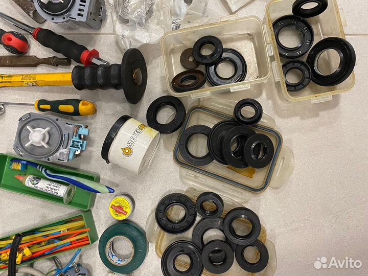 Запчасти и инструмент для ремонта стиральных машин