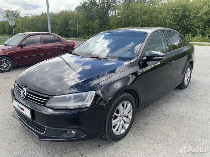 Volkswagen Jetta 1.6 AT, 2013, 184 000 км