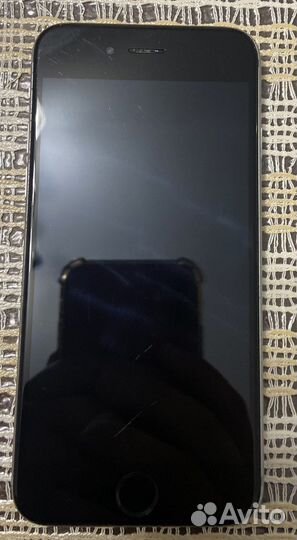 Телефон iPhone 6s