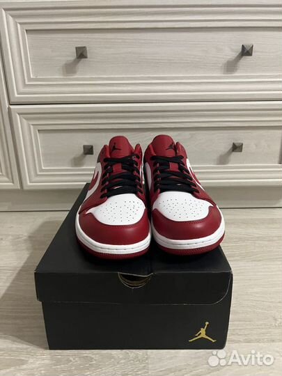 Кроссовки Jordan 1 Low Bulls Chicago 12.5US Ориг