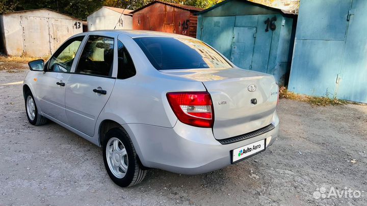 LADA Granta 1.6 МТ, 2015, 125 500 км