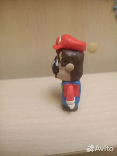 Марио слепленный из пластилина