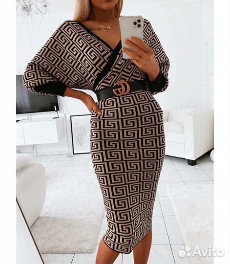 Платье женское 44 46