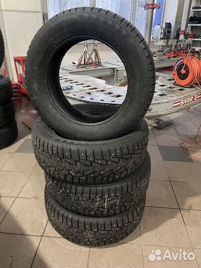 Nokian Tyres Hakkapeliitta 7 SUV 225/60 R17 103