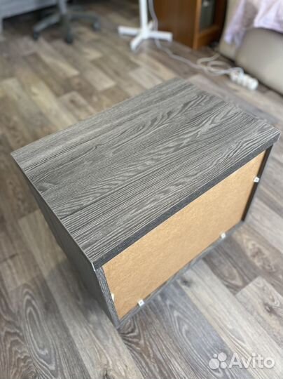 Тумба прикроватная