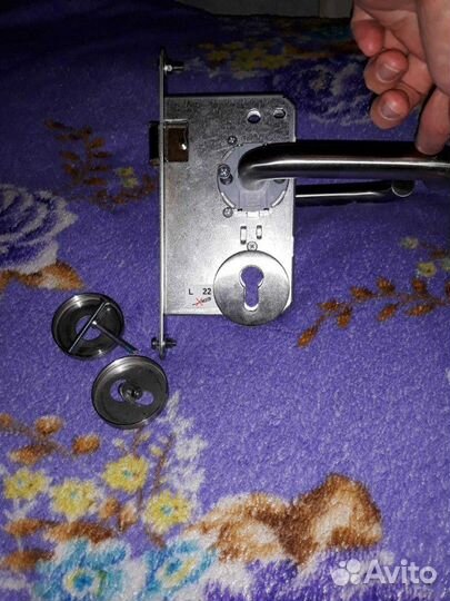 Замок врезной. Новый