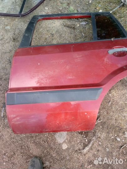 Форд Фьюжн 2002-2012г. дверь задняя левая