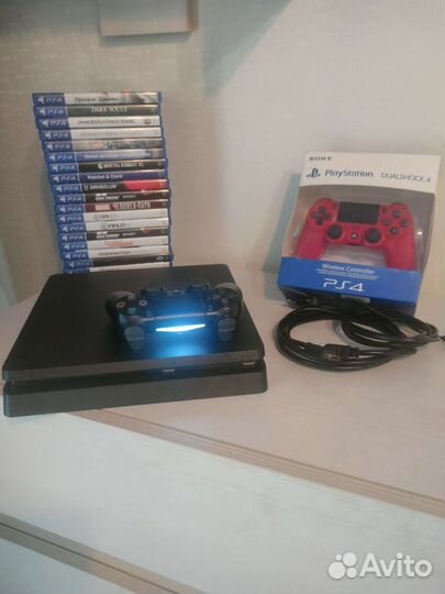 Sony PS4 slim с играми в отличном состоянии
