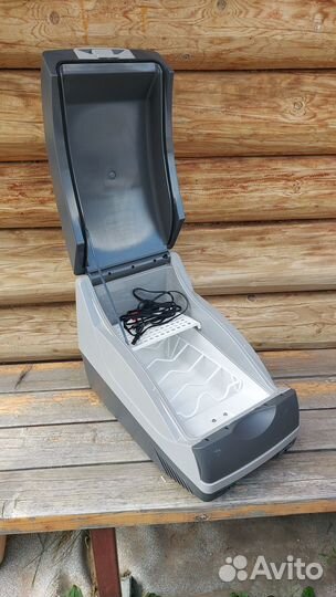 Автомобильный холодильник