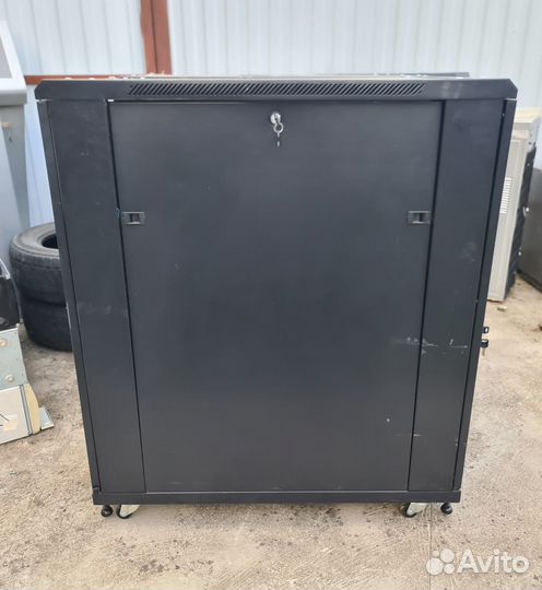 Серверный шкаф 11060100