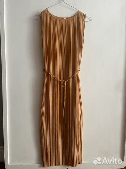 Платья, юбка, блузки, кардиганы Uniqlo