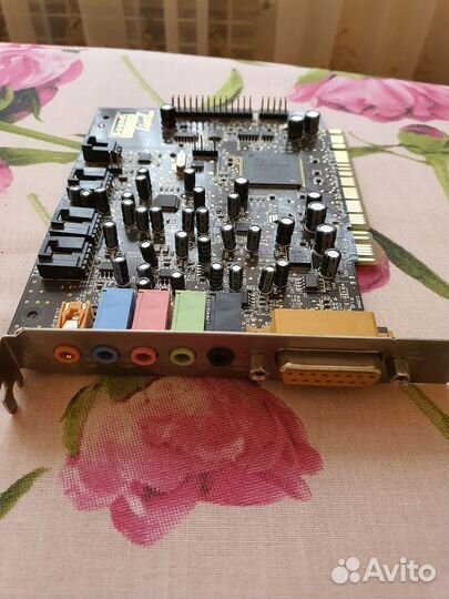 Creative Sound Blaster Live 5.1 sb0100 Геймерам