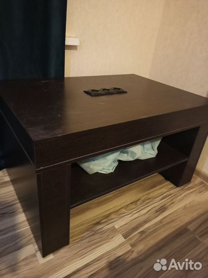 Журнальный столик