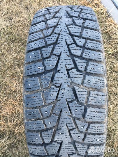 Maxxis ArcticTrekker NS5 225/60 R17